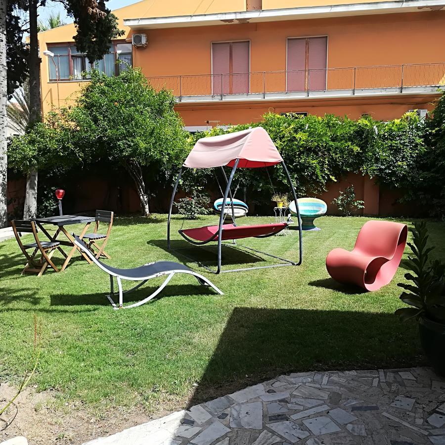 Hotel I Colori SantʼAntìoco Exteriör bild